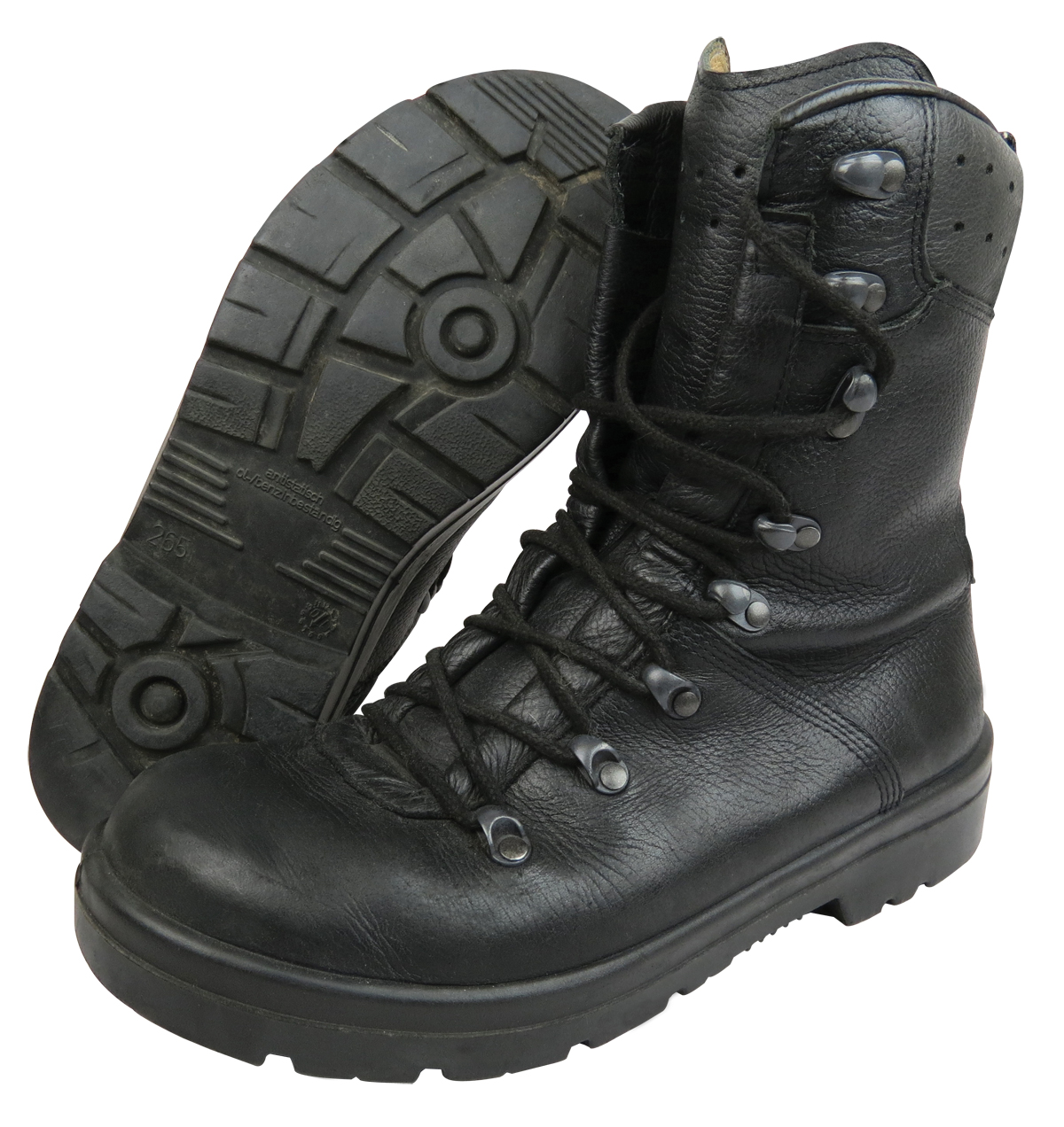 German Para Boot by German Army