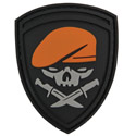 Beret Skull and Knives